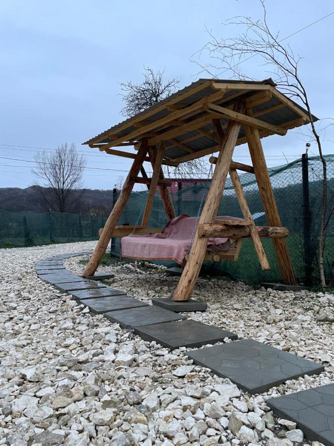 Casa Lupilor Transfagarasan Vila Căpăţîneni-Ungureni Exterior foto