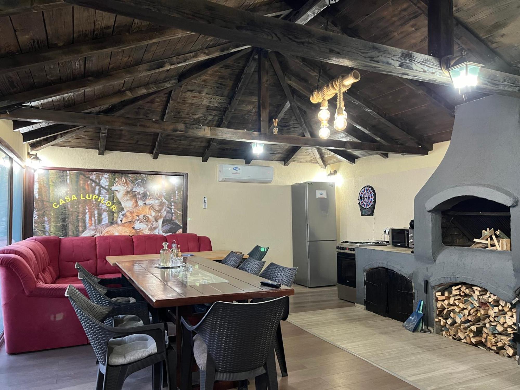 Casa Lupilor Transfagarasan Vila Căpăţîneni-Ungureni Exterior foto