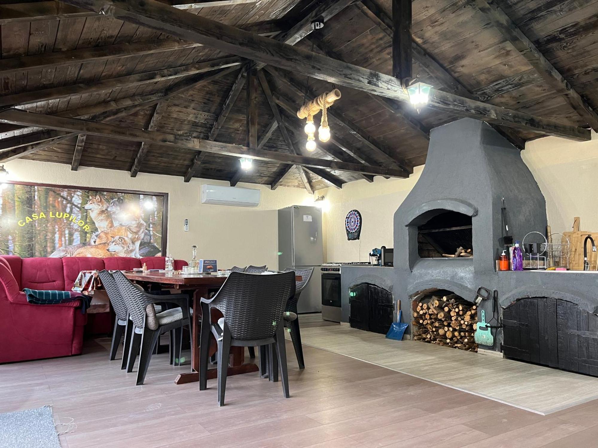 Casa Lupilor Transfagarasan Vila Căpăţîneni-Ungureni Exterior foto